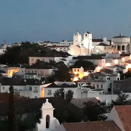 Aparte Wohnung Mit Sudterrasse Am Park Tavira Exteriör bild